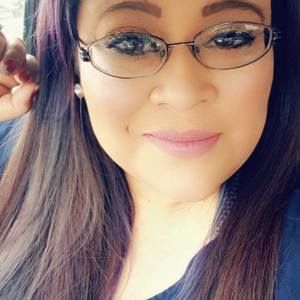 Meet your Posher, Riona